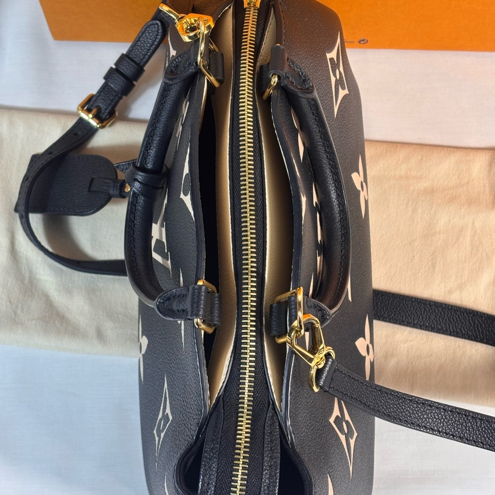 Louis Vuitton Bicolor Petite Palais Sold - Picture 5 of 16